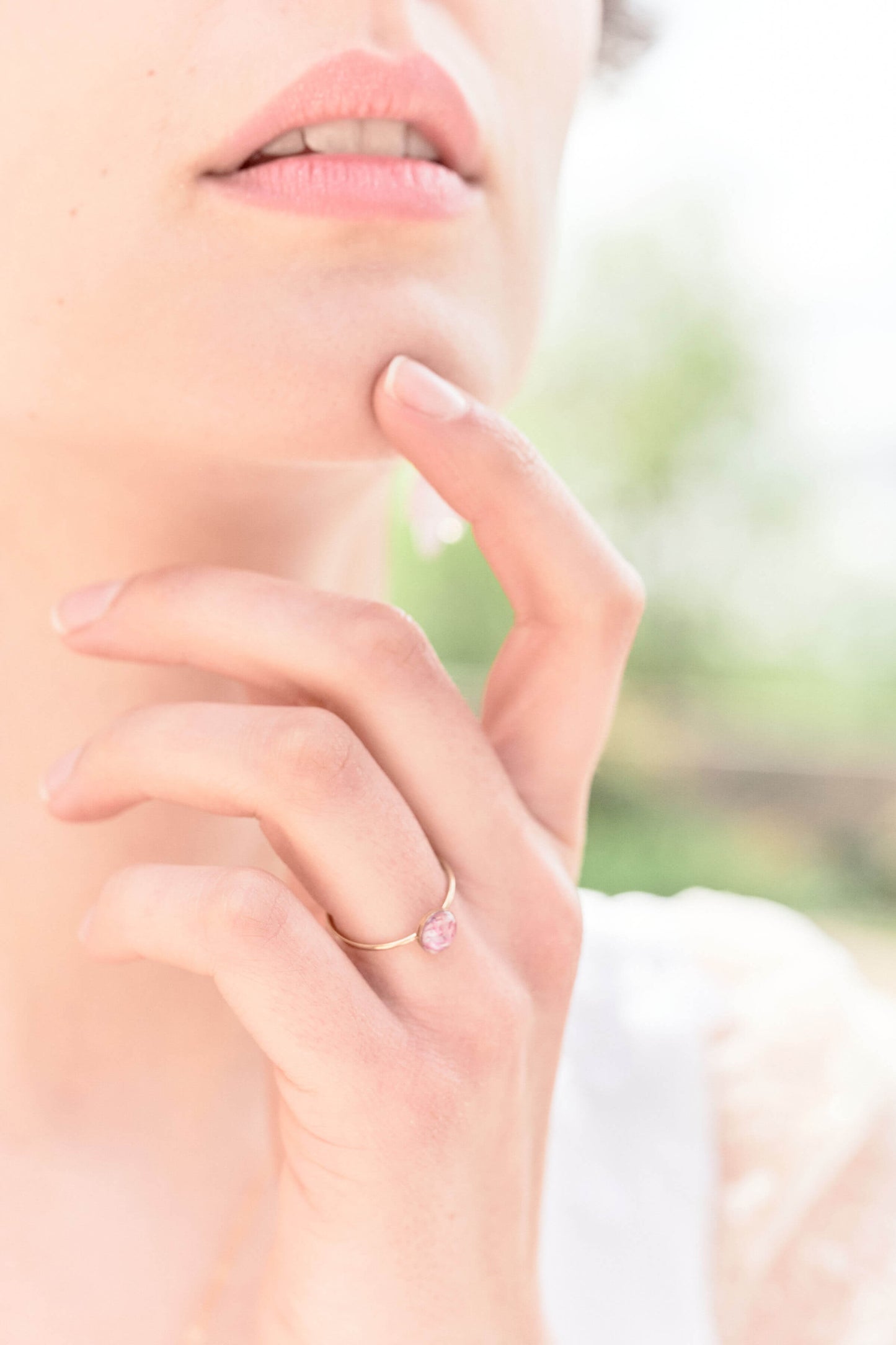 OPHÉLINE - Bague de mariage fine sur serti 6 mm OR. Tailles : 49 - 52 - 54 - 57