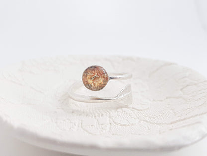 NEEMA - Bague de mariage serti ROND 6mm avec petite FEUILLE ajustable ARGENT