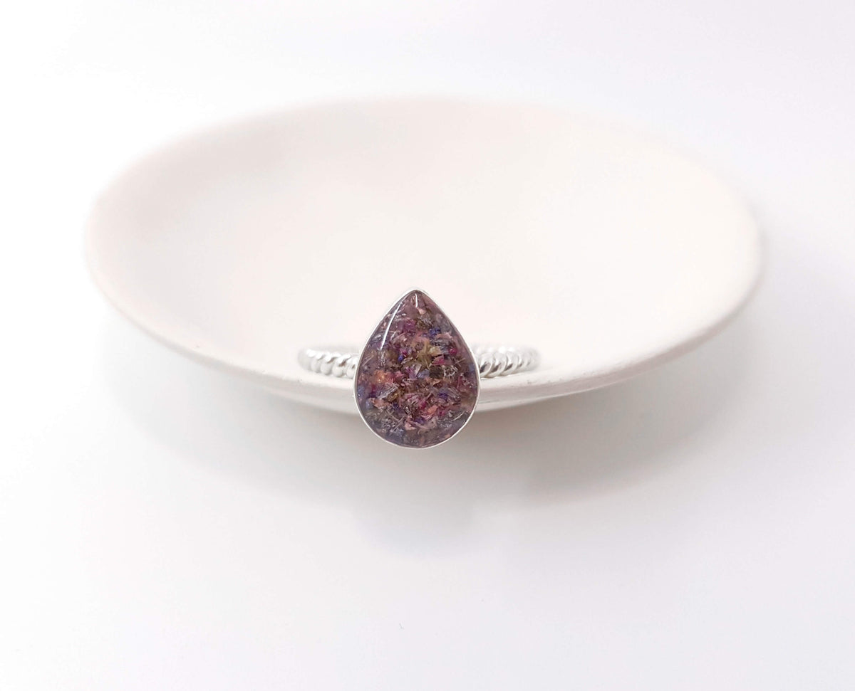 DELTA - Bague de mariage sur serti POIRE avec anneau torsadé ARGENT